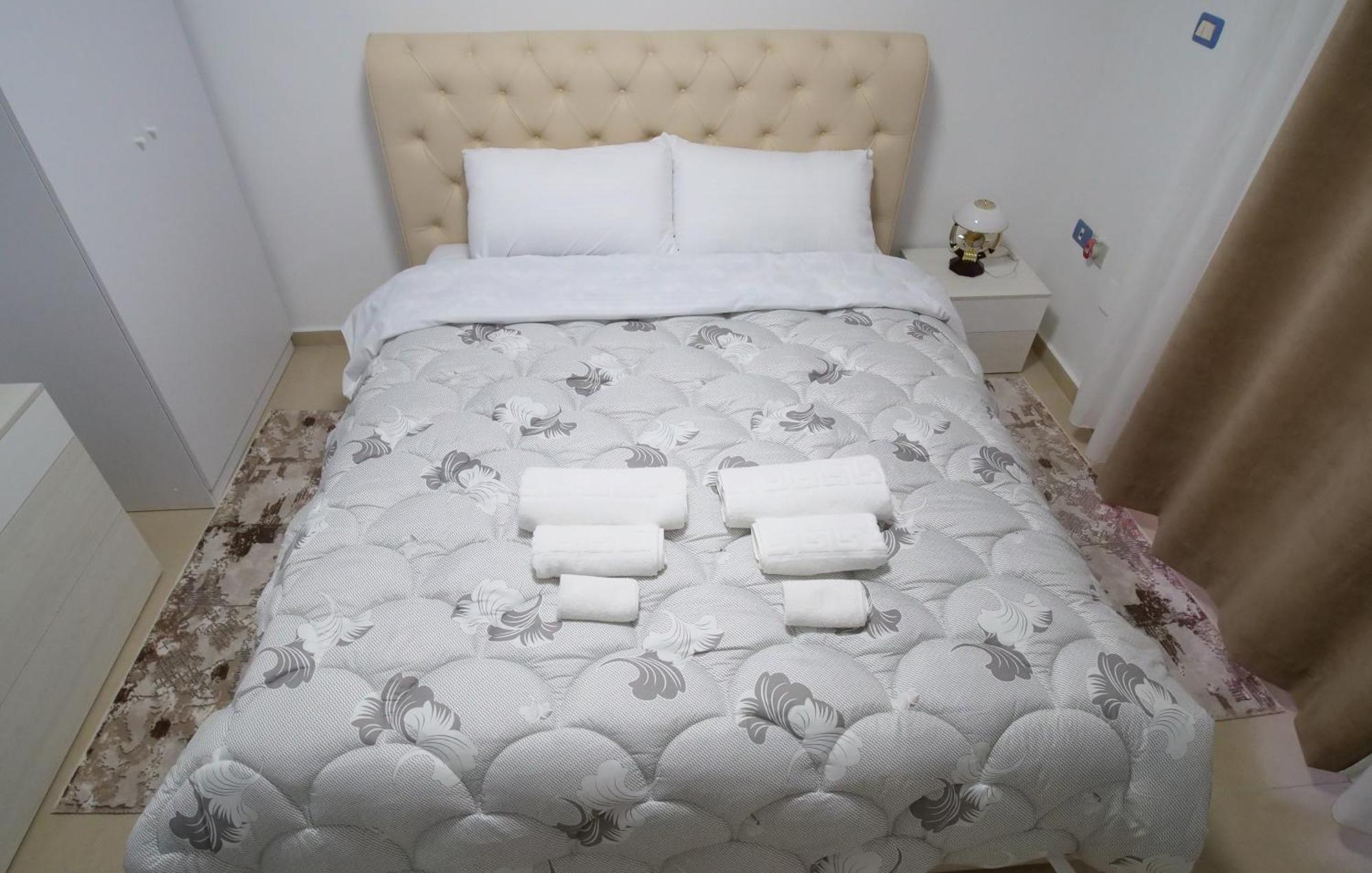 Vista Berat Inn Apartment Екстер'єр фото